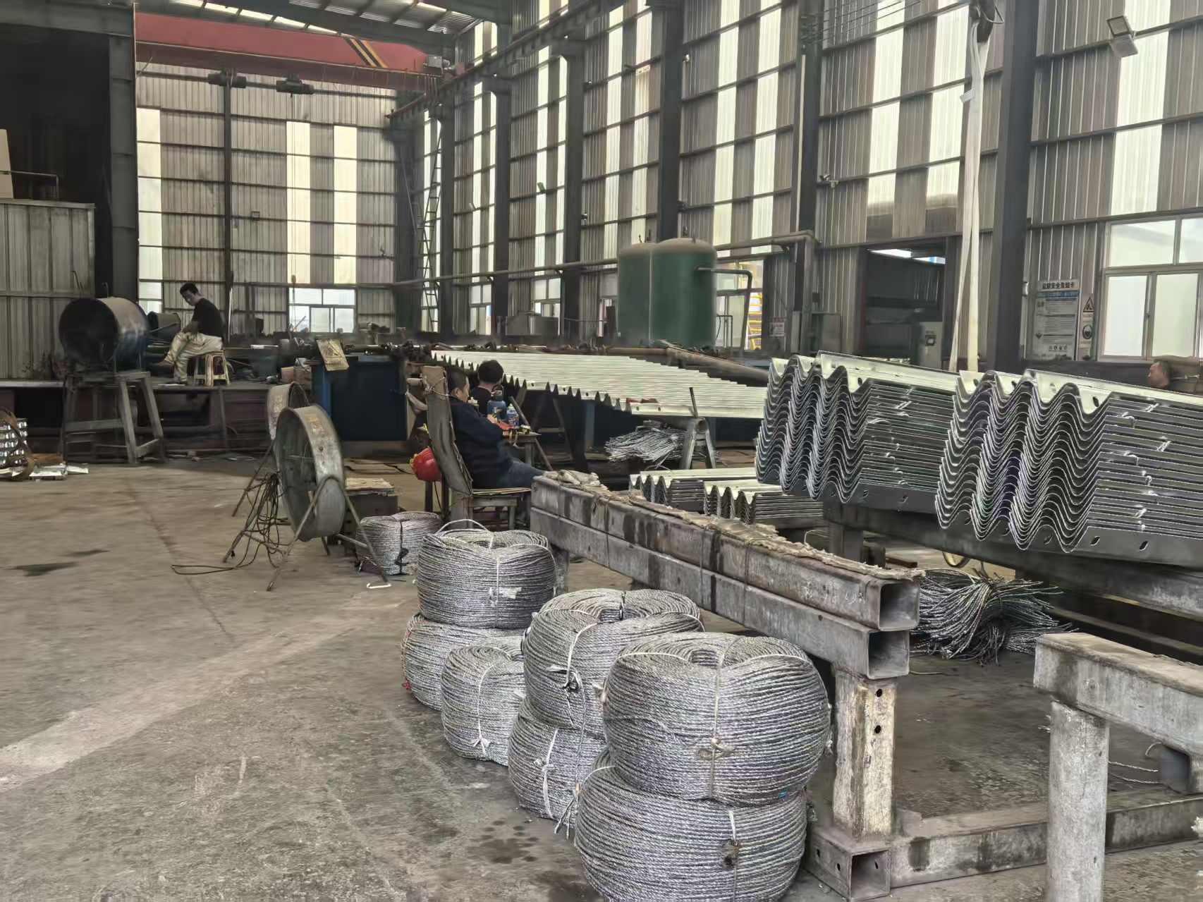 吕梁市浸塑波形护栏三波波形护栏 - 方案